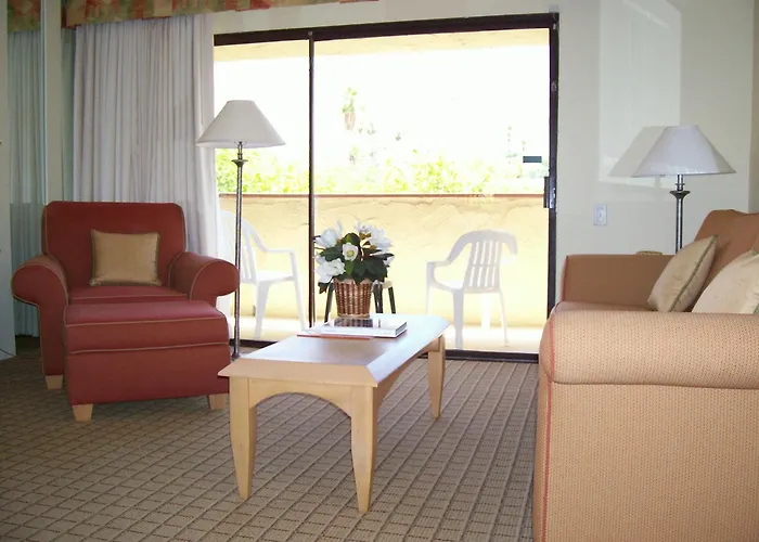 Desert Vacation Villas, a VRI resort