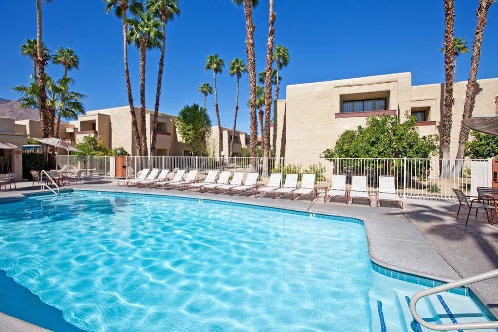 Desert Vacation Villas, A Vri Palm Springs